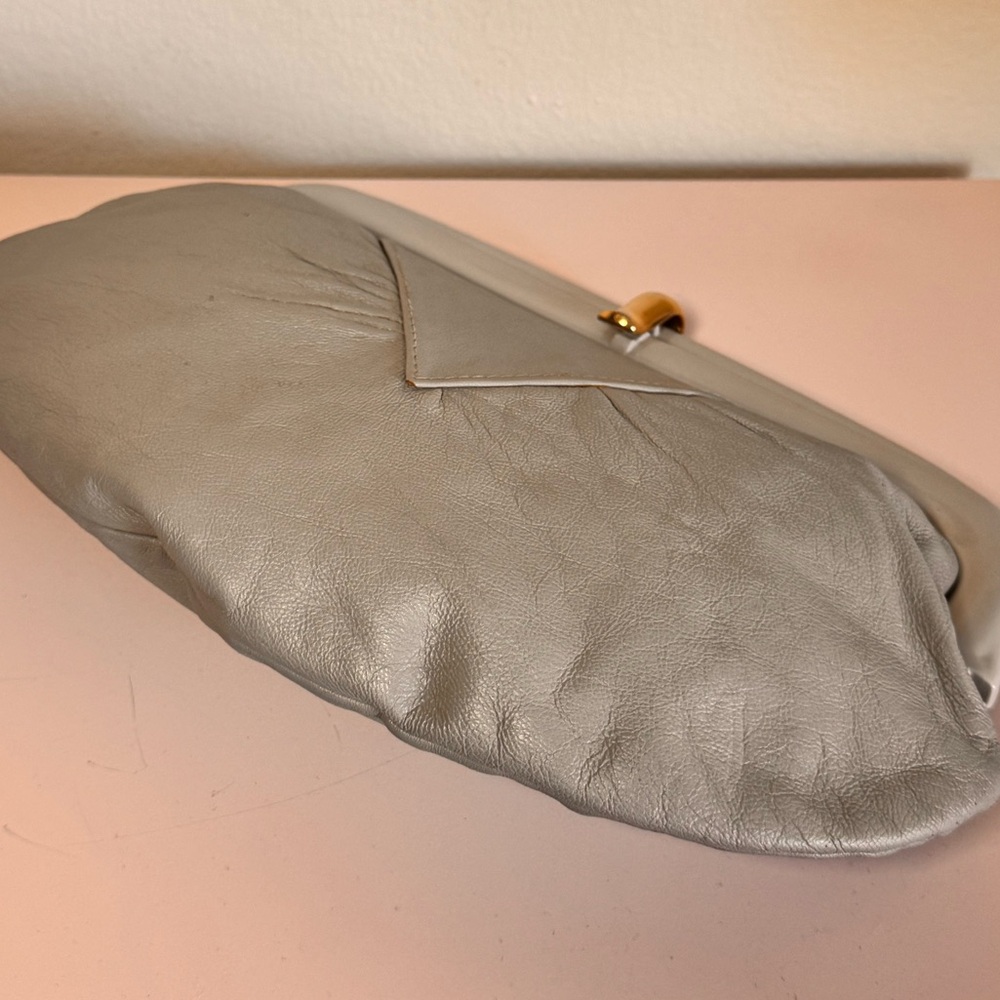 Vintage Large Italian Leather Clutch - Picture 4 of 10